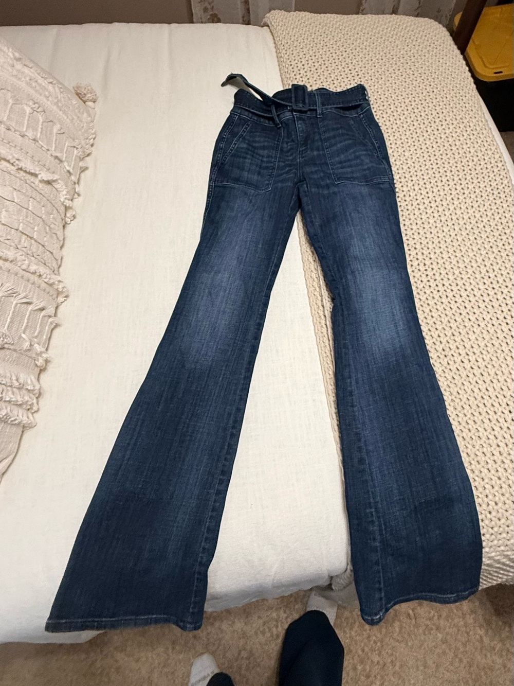 Women's Dark Blue Wide-Leg Jeans with Front Patch Pockets